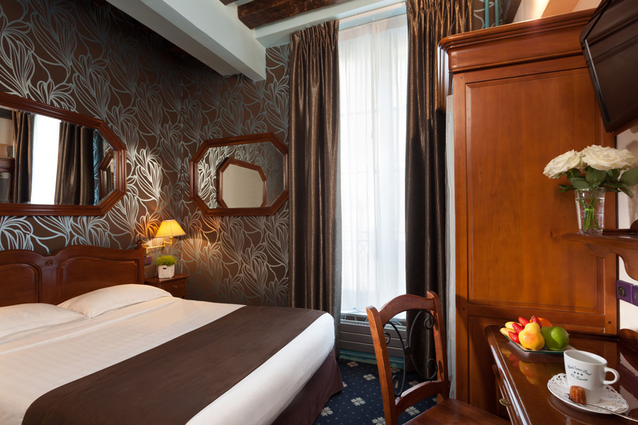 Chambre Double (1 lit double)