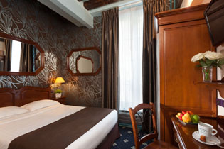 12hotel-paris-saint-paul-le-marais