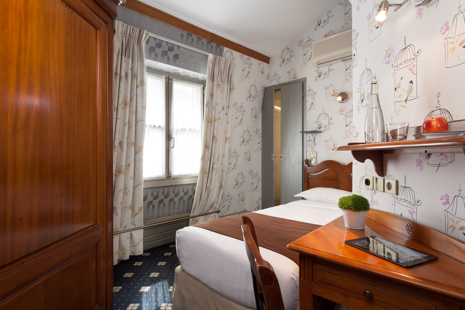 28-hotel-paris-saint-paul-le-marais